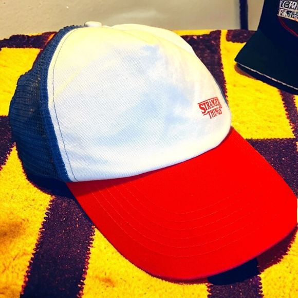 Stranger Things Mesh Snap Back Cap Trucker Hat Red White Blue Netflix Cult Show - Picture 6 of 9